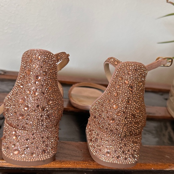 Betsey Johnson Pink Rhinestone Heels 💖 - Picture 4 of 5